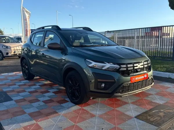 Dacia SANDERO TCe 110 BV6 STEPWAY EXTREME + GPS Caméra JA 16" - Photo 3