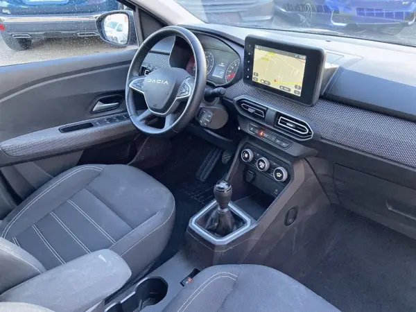 Dacia JOGGER 1.0 TCe 110 BV6 EXPRESSION GPS Caméra JA 16" 7PL - Photo 4