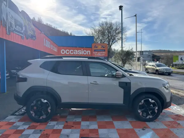 Dacia DUSTER Mild Hybrid 130 BV6 4X2 EXTREME PACK TECHNO GPS JA 18" SC - Photo 4