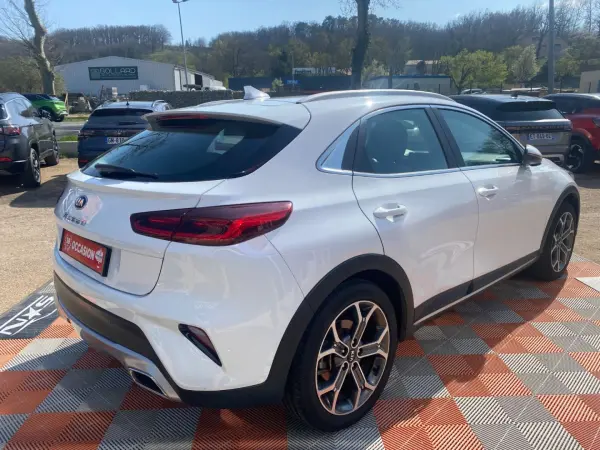 Kia XCEED 1.6 CRDi 115 ISG ACTIVE GPS JA18 Caméra - Photo 4
