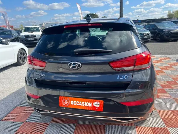 Hyundai I30 1.0 T-GDI 110 BV6 INTUITIVE Export Caméra - Photo 4