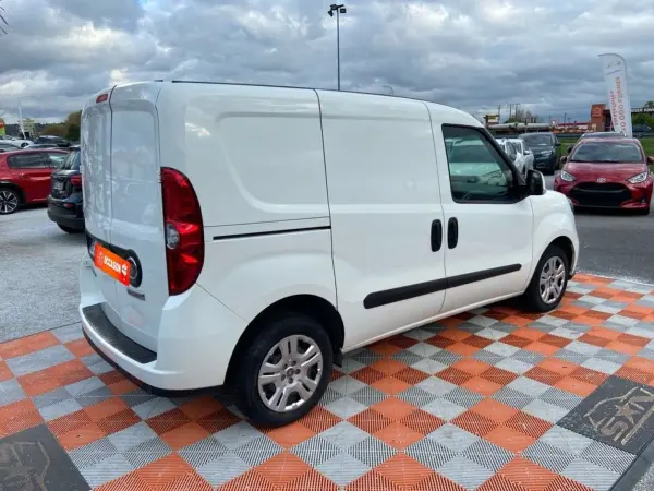 Fiat DOBLO CARGO 1.6 D Multijet 105 BV6 PACK PRO LOUNGE 3PL 10375HT - Photo 5