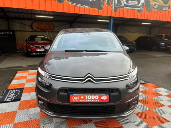 Citroën C4 SPACETOURER PureTech 130 EAT8 FEEL JA 17 Pack Drive Assist et Enfant - Photo 2