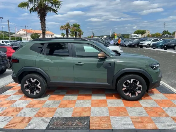 Dacia DUSTER Mild Hybrid 130 BV6 4X2 EXTREME Pack Hiver - Photo 4